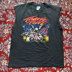 Vintage Travis Tritt USA flag eagle Tour T-Shirt Single Stitch Size L Cut Off
